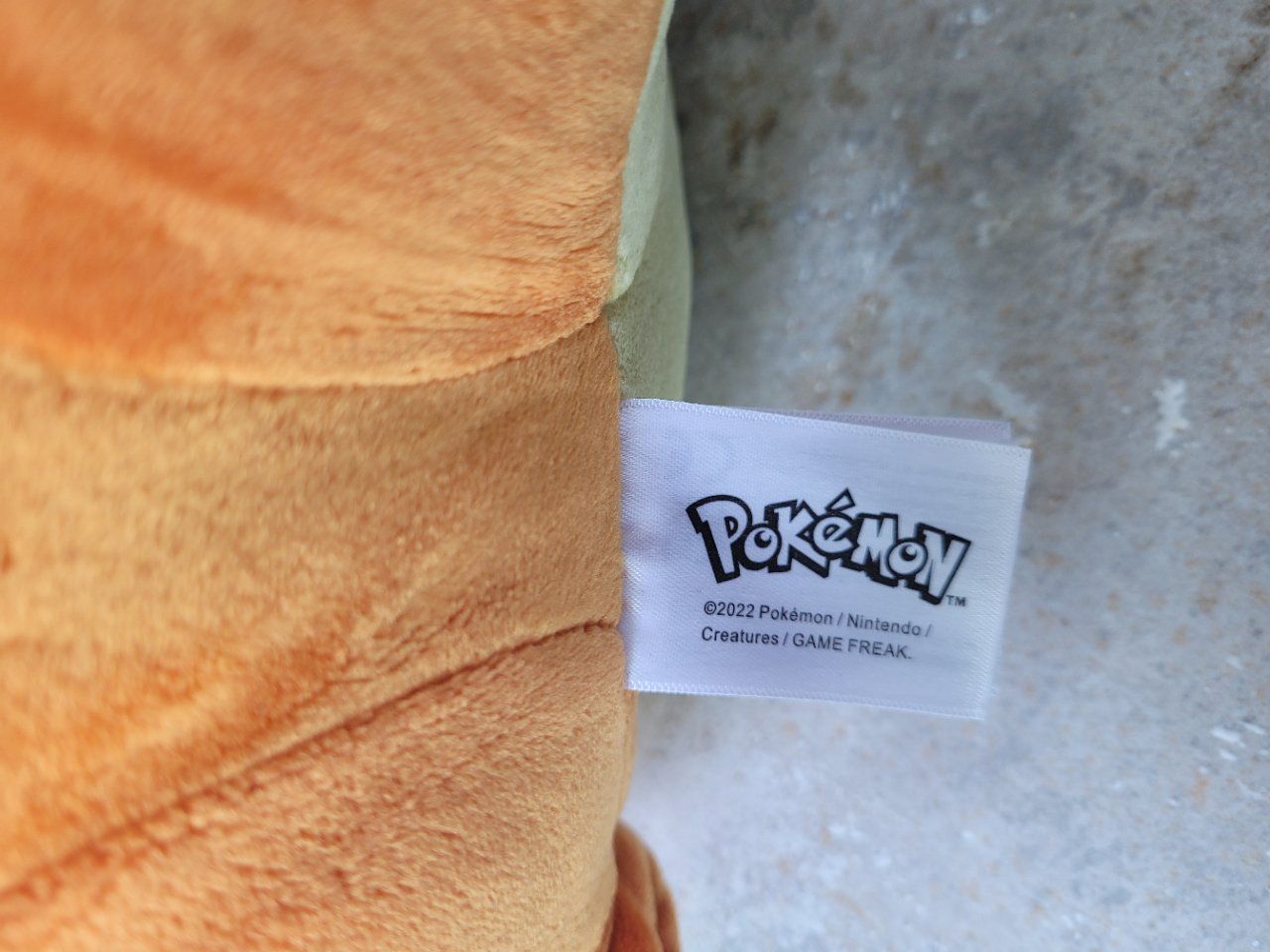 Pokémon Giocattoli: Pokémon Plüsch Glumanda   Geburtstags-Geschenk – Usato da Maur venduto da Edsch 2