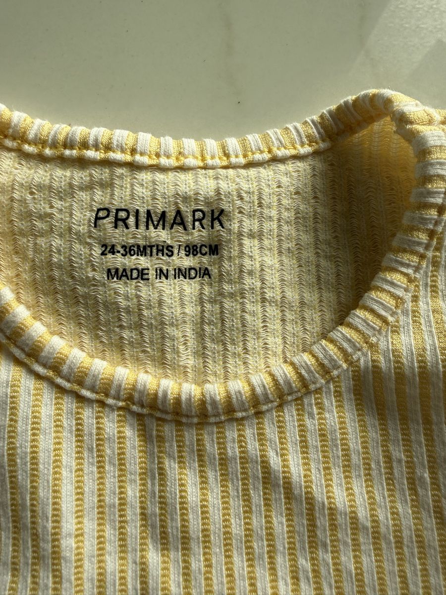 Primark Vestiti & Gonne: Kleid Primark gelb gestreift Gr.98 – Nuovo (secondo la descrizione) da zürich venduto da Mielles 1