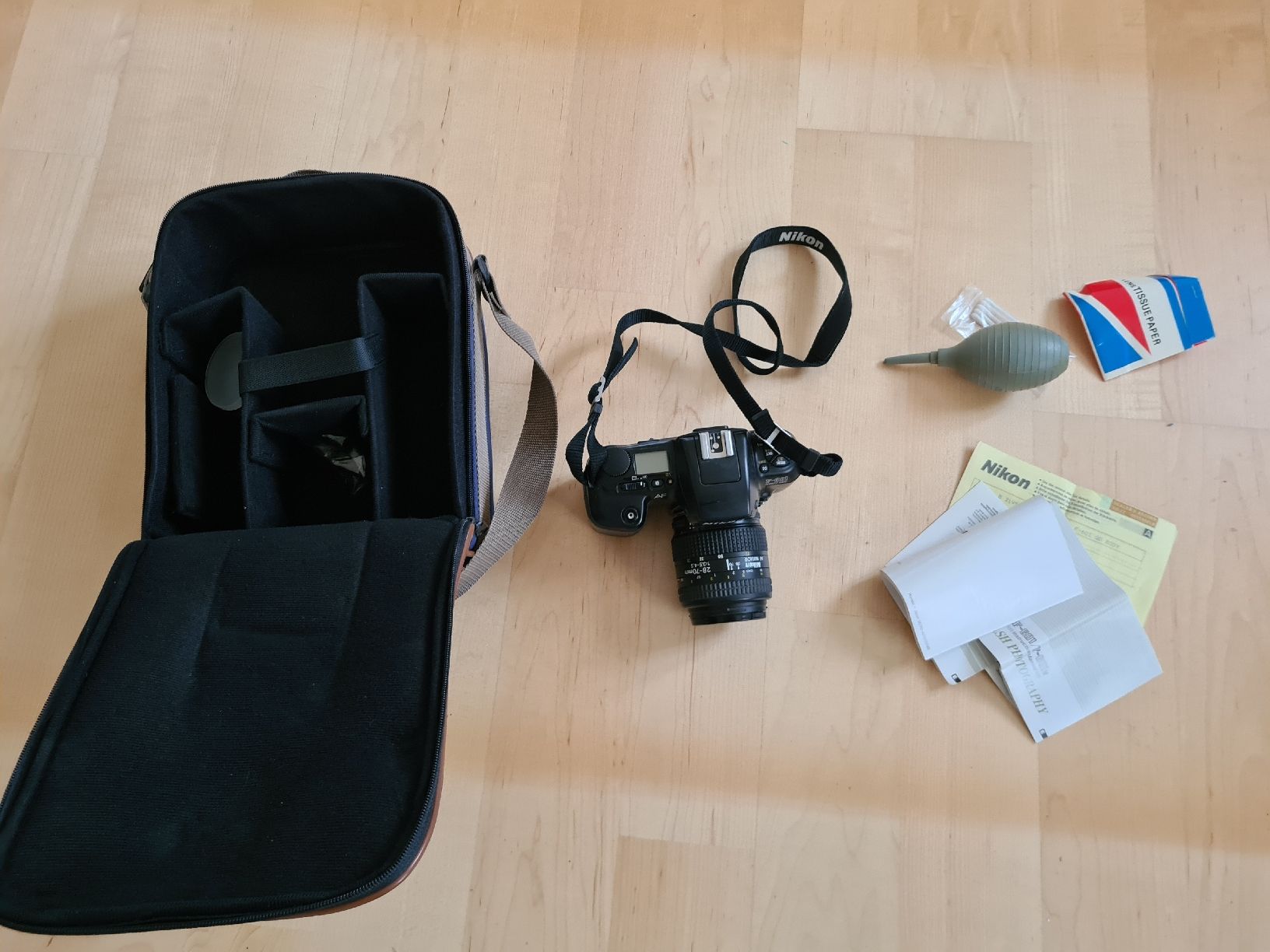 Nikon Kamera: Nikon Kamera – Gebraucht aus Waldkirch von Hypertenuse 1