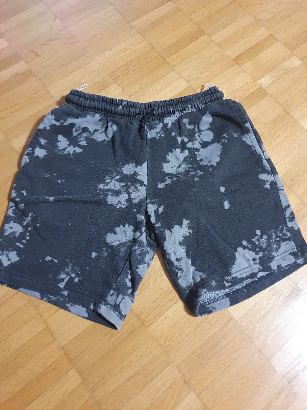 C&A Pantalons: Short von C&A Grösse 140 – D'occasion à Rothenburg par PHSKC