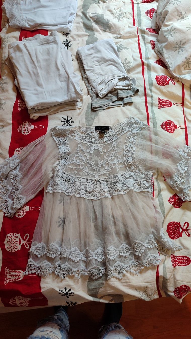 Pieces Lotti di vestiti: 8 Blusen, weiss, Gr.S NEU elegant Set – Nuovo e nell'imballaggio originale da Brüttisellen venduto da nic_xm7s 9