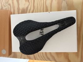 Selle Italia SLR Boost 3D saddle black L3 145mm