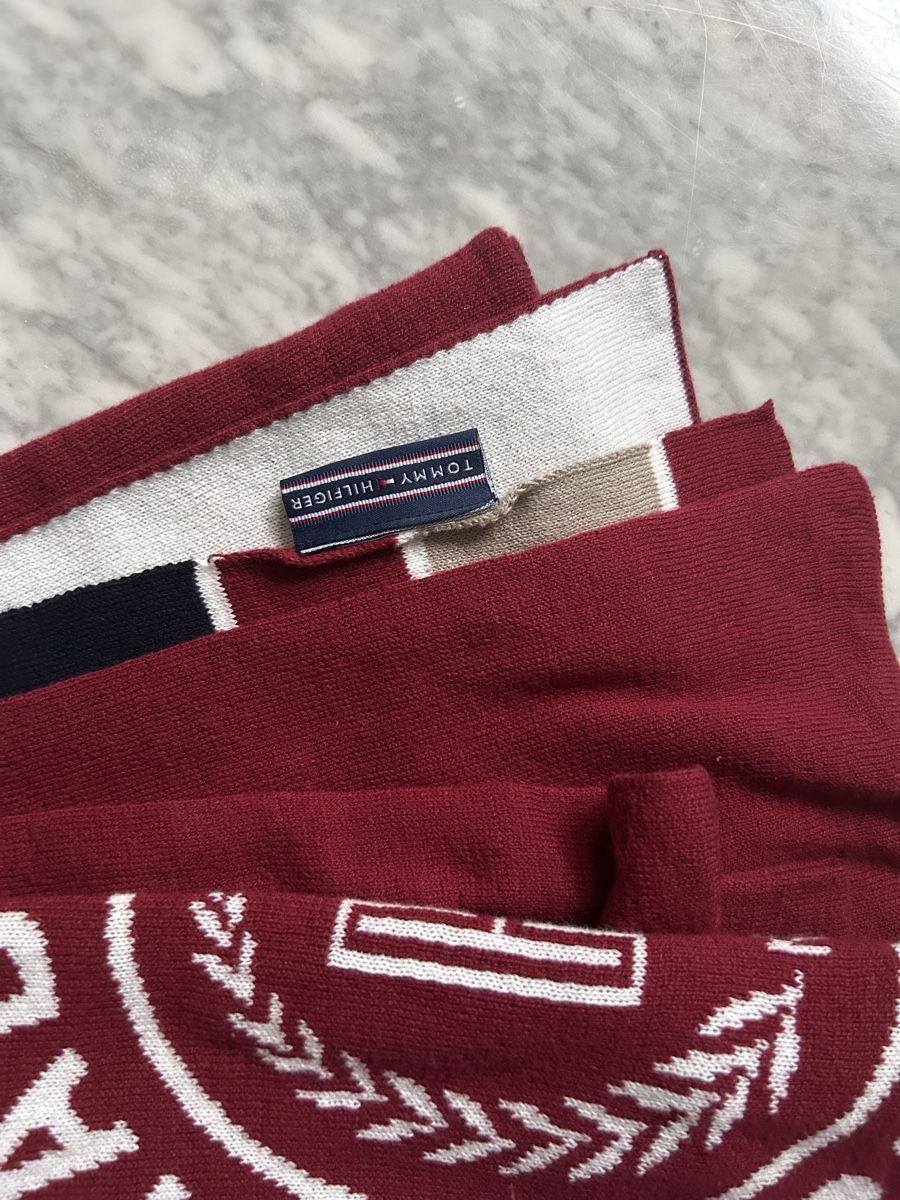 Coperte: Blanket by Tommy Hilfiger – Nuovo (secondo la descrizione) da Biel/Bienne venduto da zit_v5yc 2