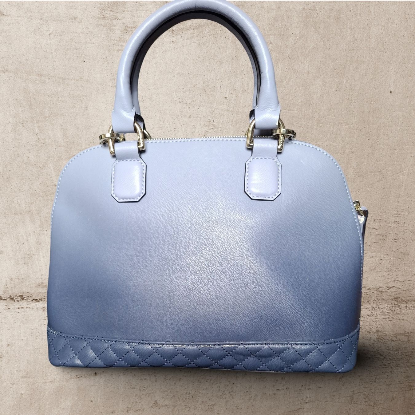 Guess Borse da donna: Sac à main Guess Bleu Dégradé  – Usato da Le Locle venduto da Threads_CH 4