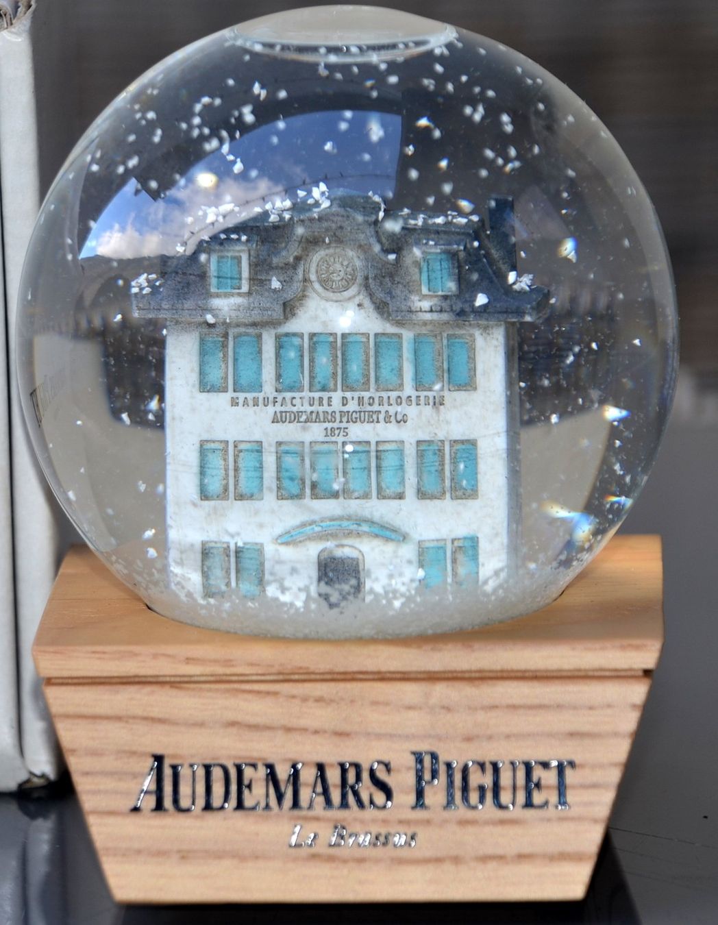 Alle Dekorationen: Audemars Piguet Schneeball / Boule de neige – Gebraucht aus Collonges von Auganien 3