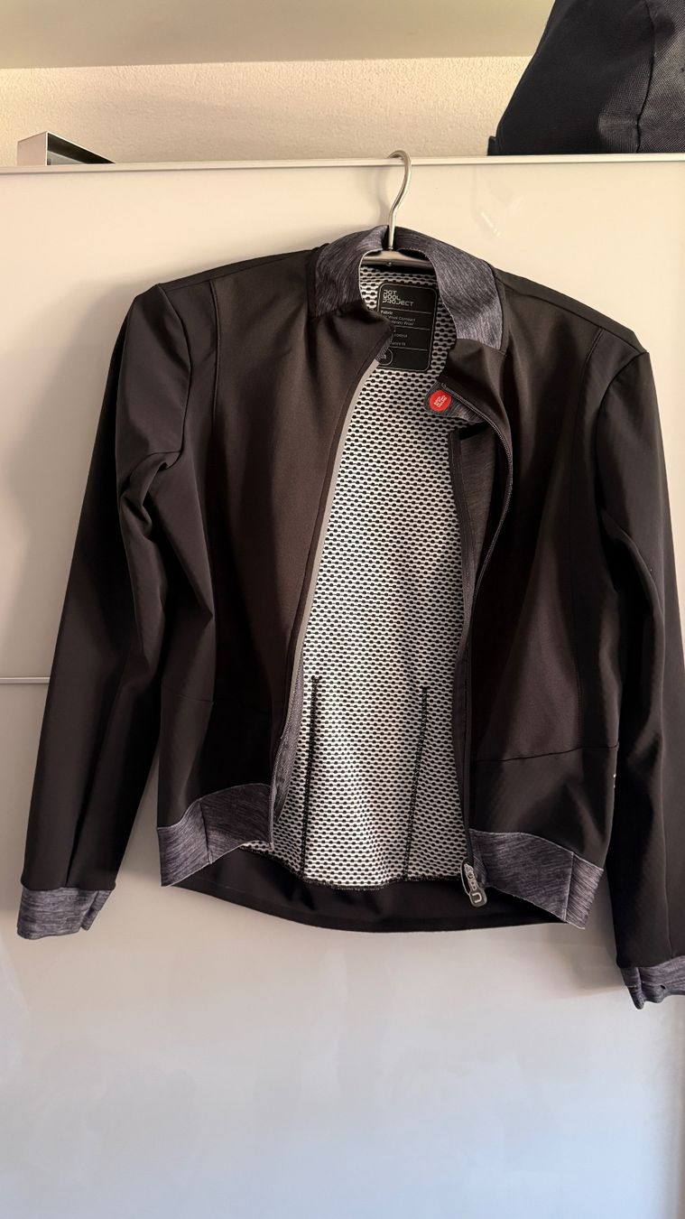 Jacken: Fahrradjacke Dotout Race Wool Air Max Jacket - Black Grey – Gebraucht aus Hüntwangen von captainamerica1 1