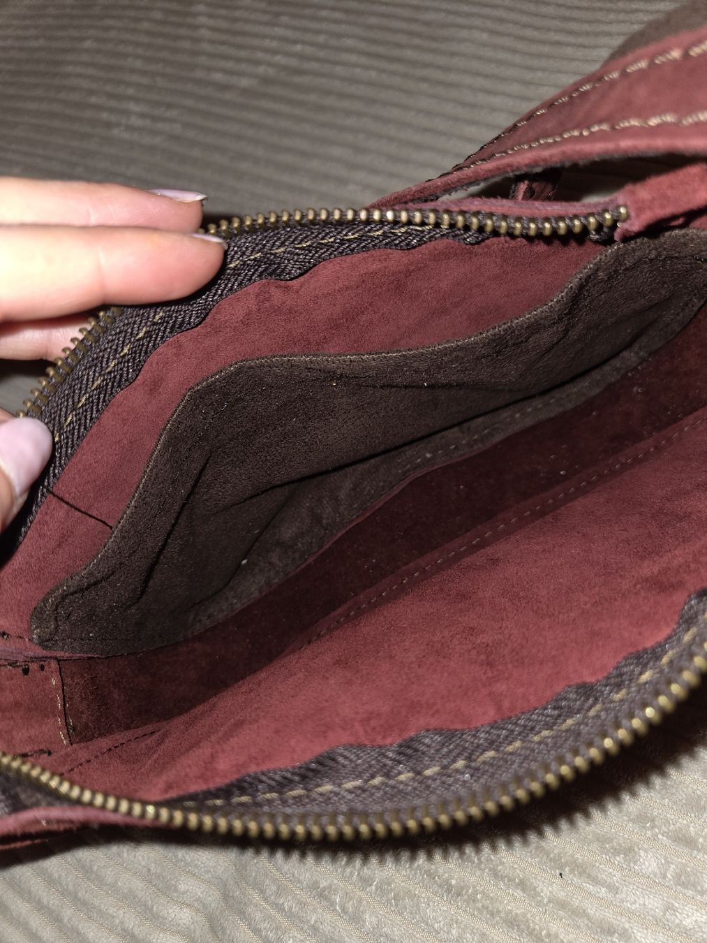 Borse da donna: Handtasche Wildleder / Frabe: Bordeauxrot – Usato da Bern venduto da Produkte.verkauf 7