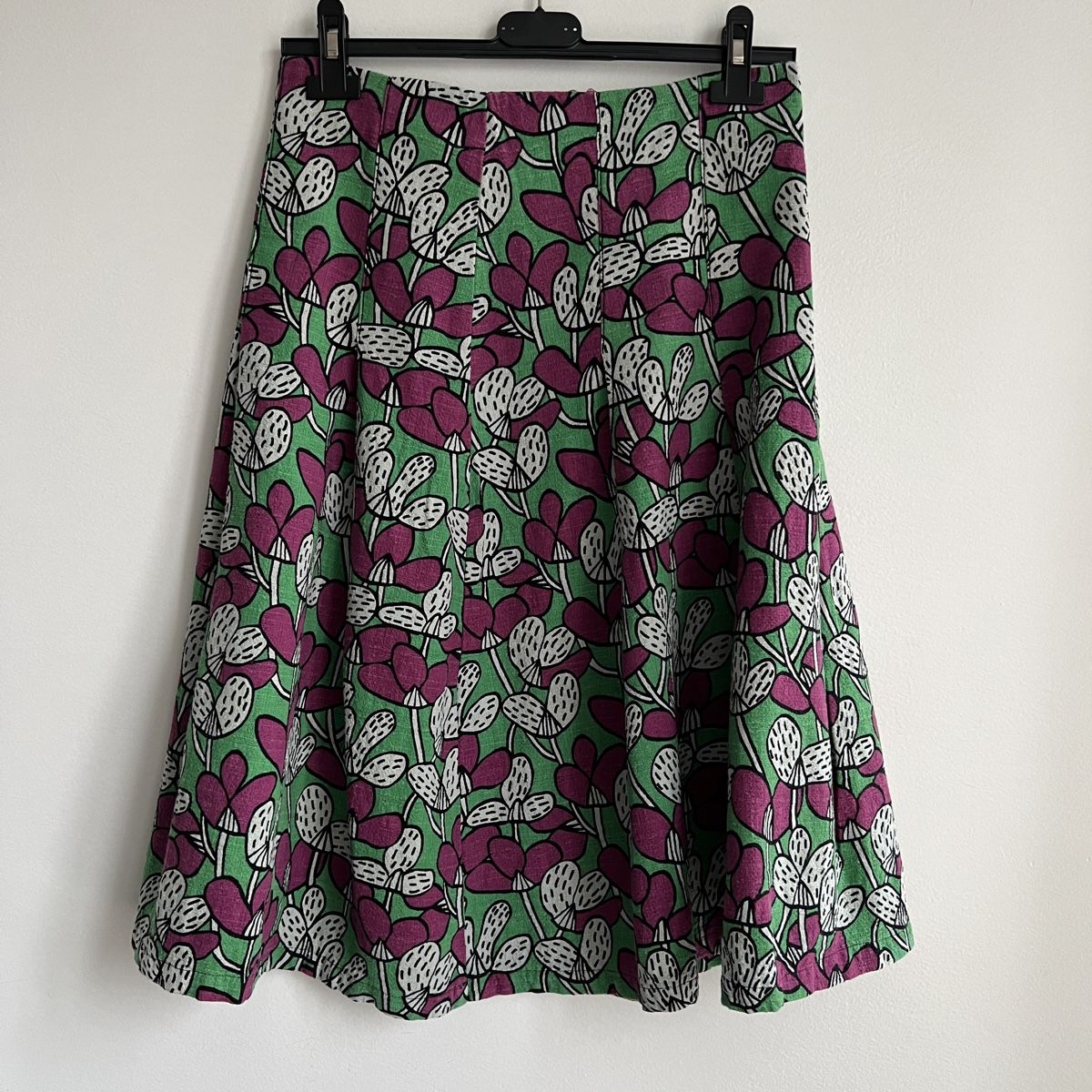 Gonne: Linen Floral Skirt, Size Small/Medium – Usato da Genève venduto da Kookiek