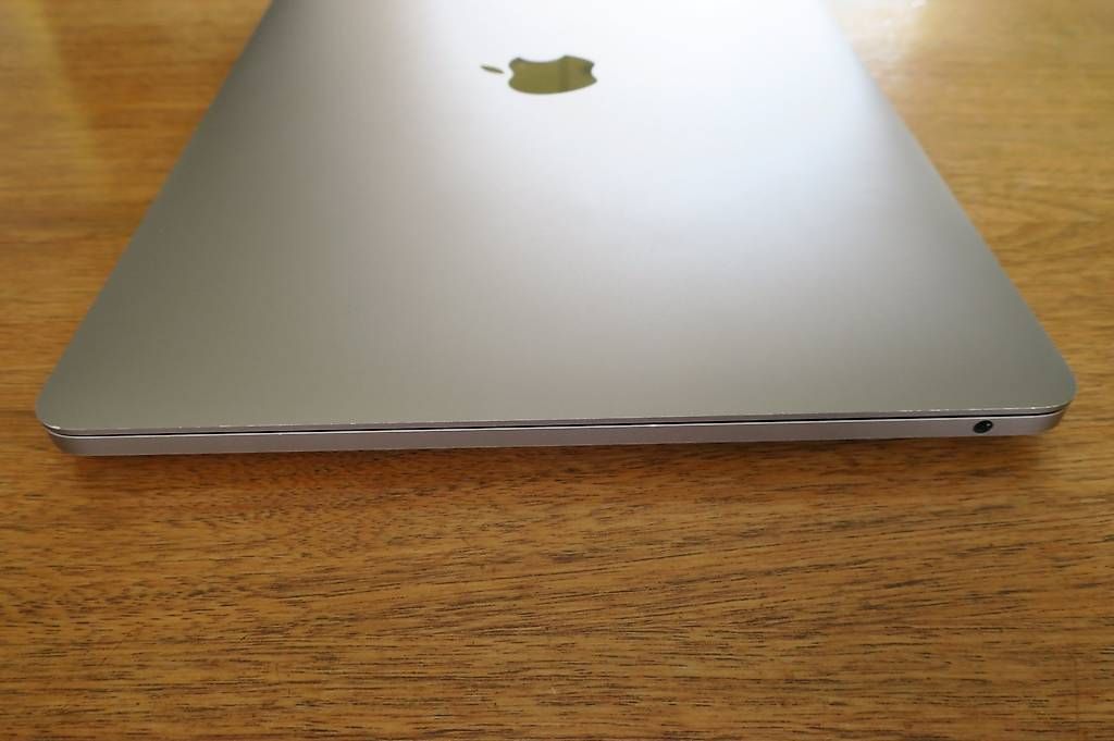 Apple Notebook: MacBook Pro Touch Bar 2020 13.3 Zoll – Usato da Oftringen venduto da Lakeland55 4