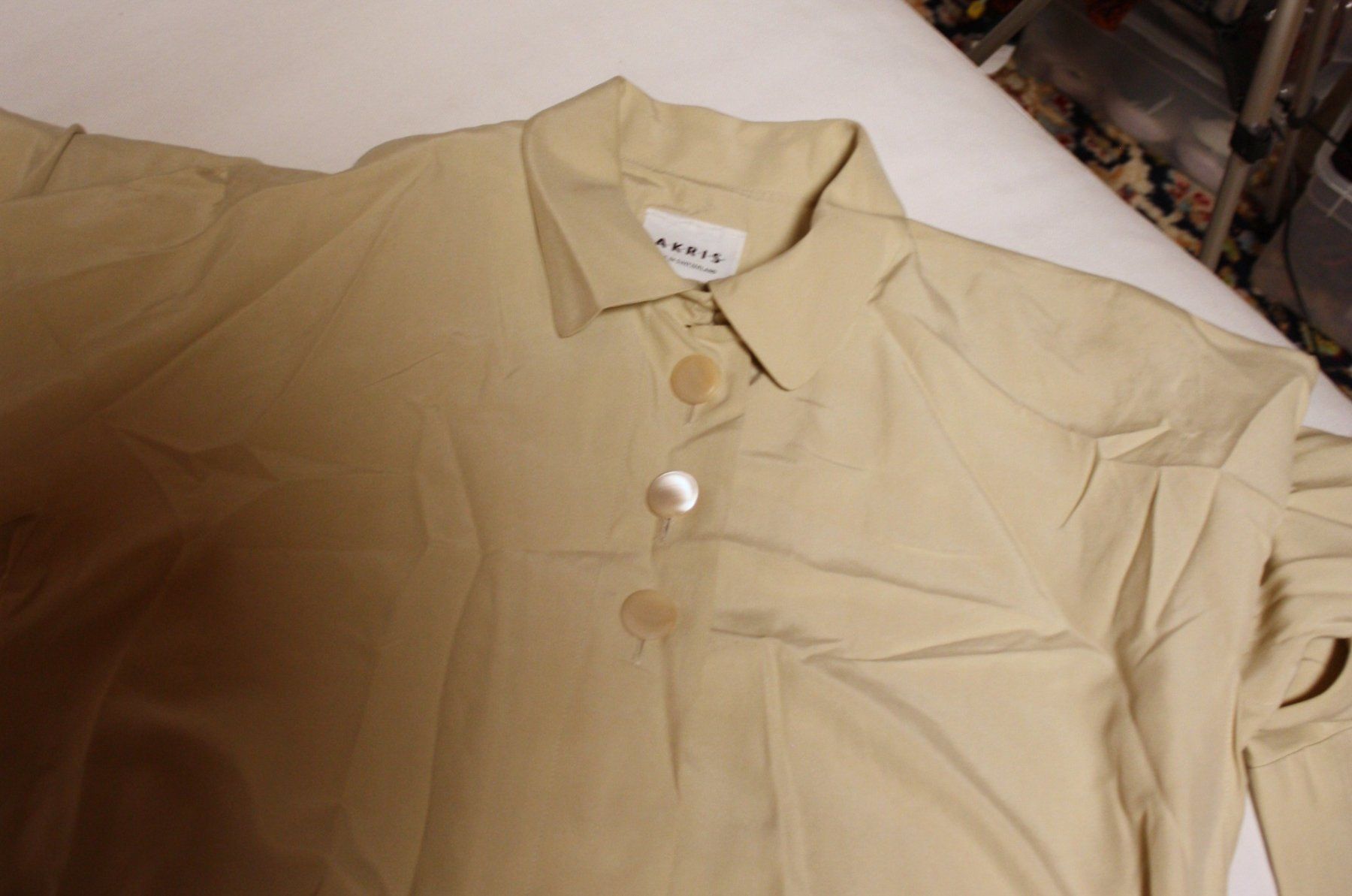 Vestiti: Kleid AKRIS beige Gr. 42 – Usato da Flüelen venduto da Diversicum-Vintage 9
