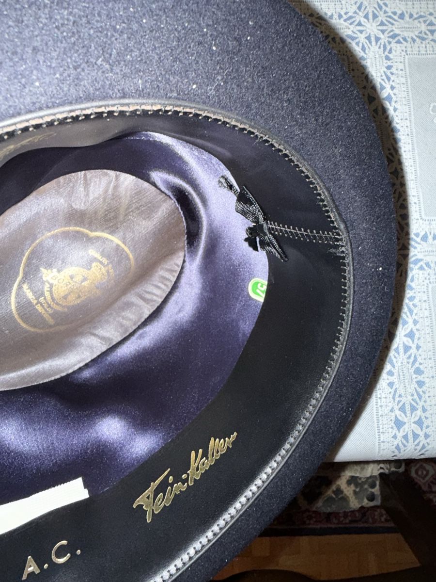 Copricapi, berretti & cappellini: Fein-Haller vintage hat, feather, size medium. Timeless! – Usato da Zürich venduto da andreamt 3