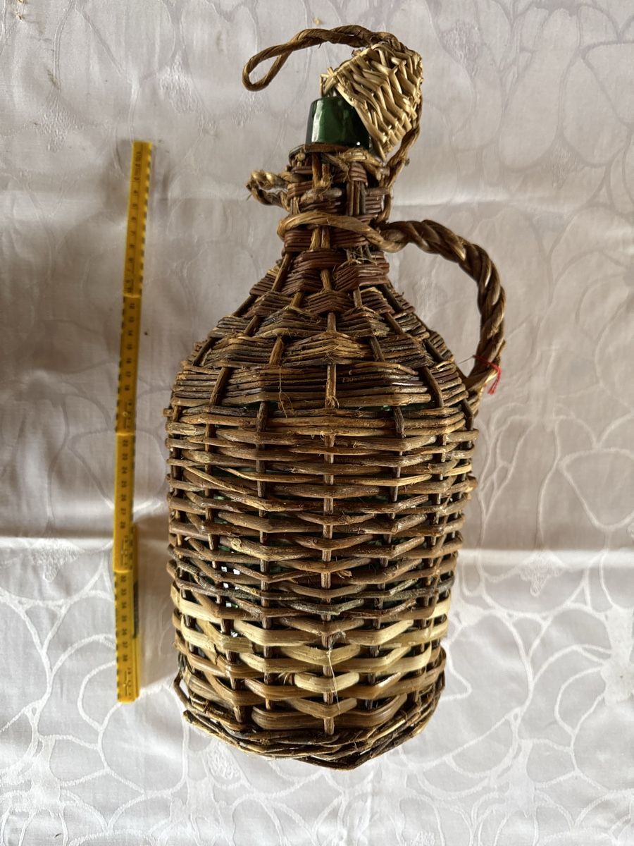 Bottiglie: Korbflasche / Weinflasche im Korb – Usato da Schönenwerd venduto da alfred460