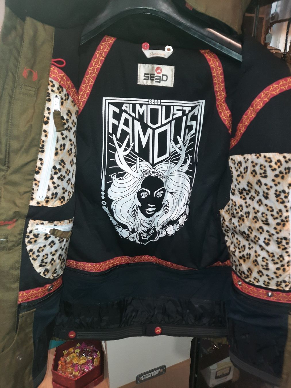 Vestes: skijacket SEED – Neuf avec emballage d'origine à Biasca par Old_6blh