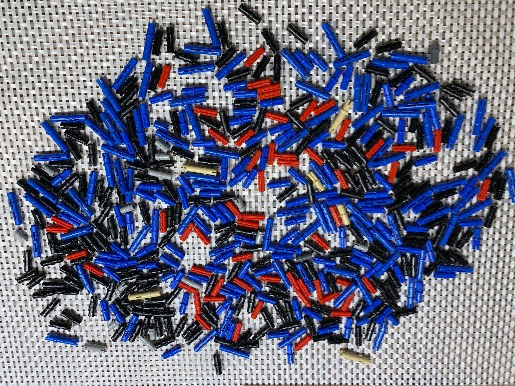 Lego Giocattoli: Lego Technik hunderte Pins, Stecker 9398 – Usato da Buochs venduto da Techtelmechtel