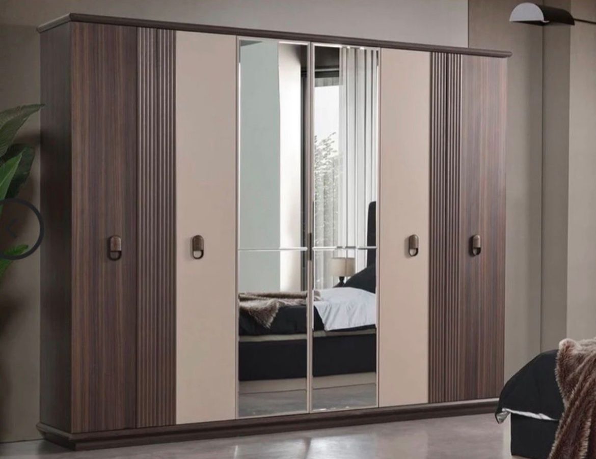 Armadi: Moderner italienischer Kleiderschrank – Usato da Bern venduto da lusine77