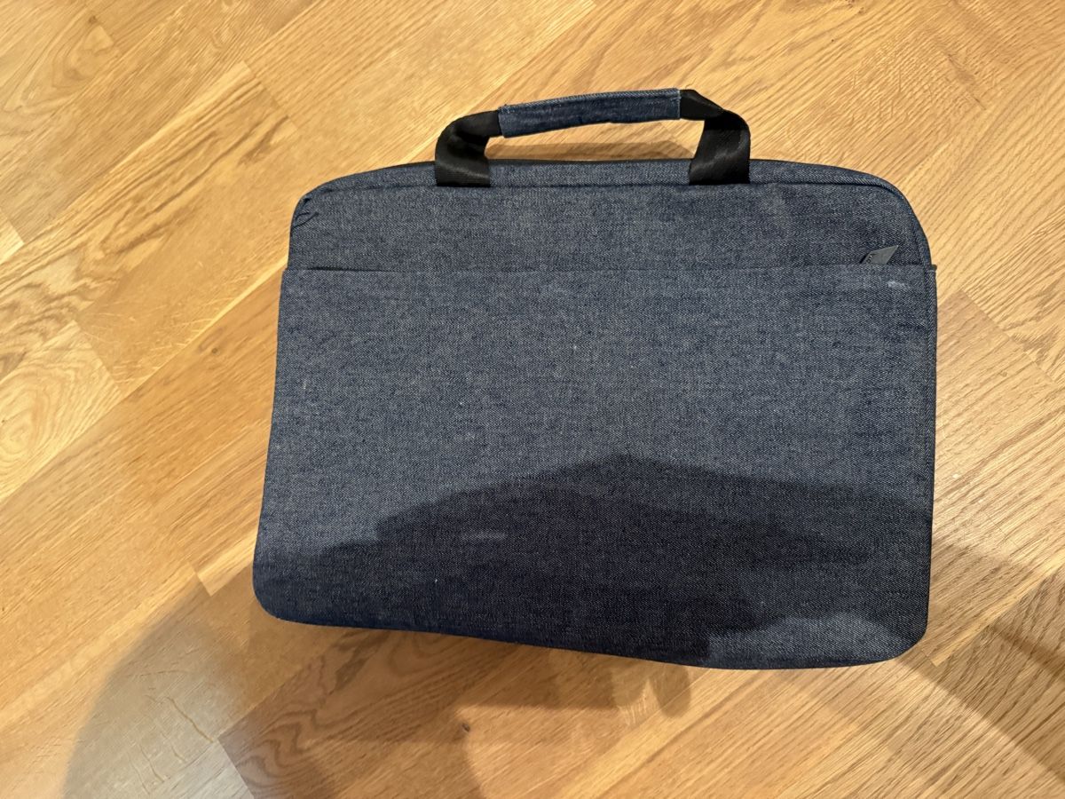 Taschen: Schicke Notebook Tasche / Laptoptasche, neuwertig! – Neu (gemäss Beschreibung) aus Wettingen von myworldsking 2