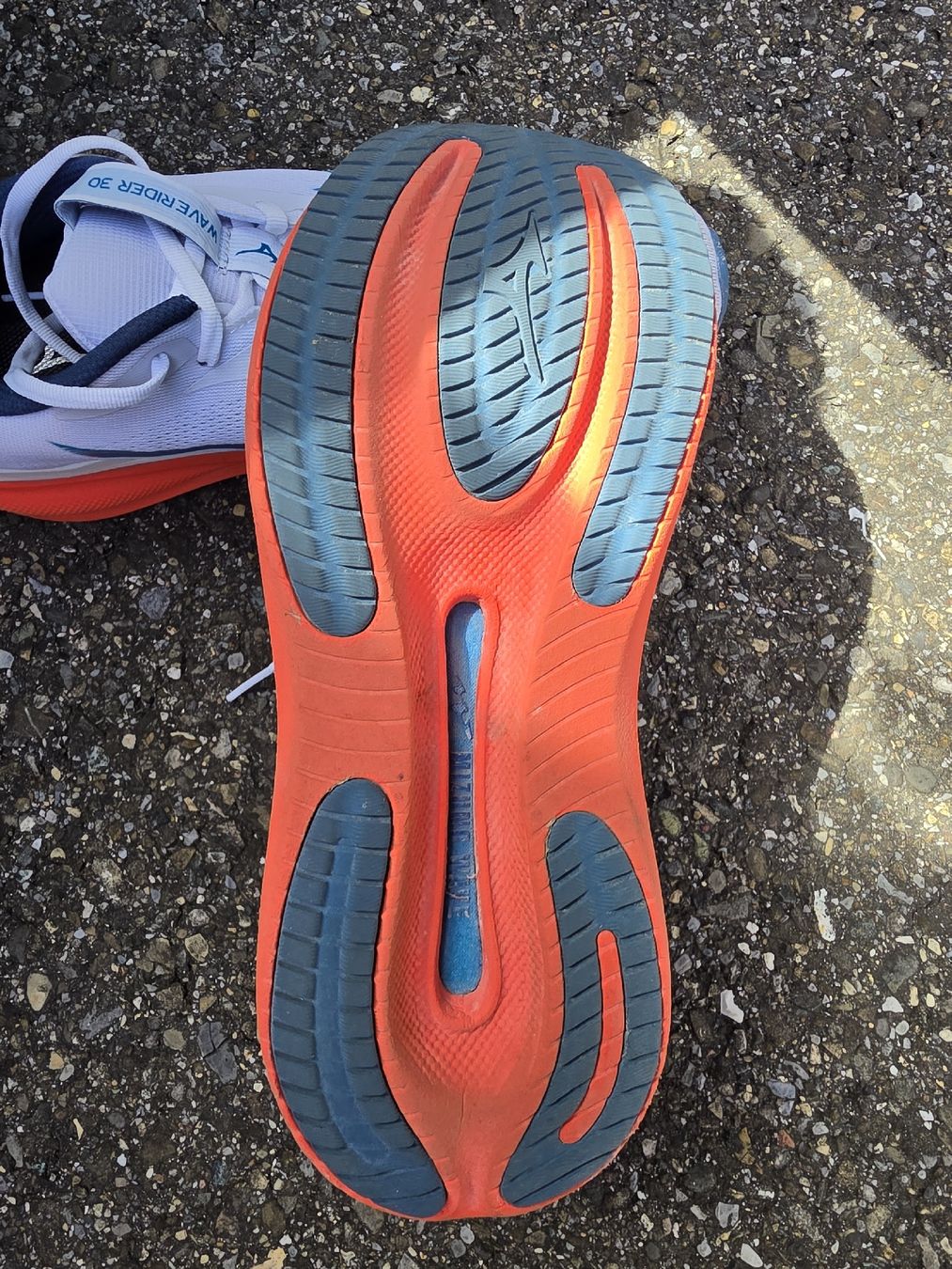 Mizuno Scarpe da uomo: Mizuno Wave Rider 30 43 – Usato da Diepoldsau venduto da To_Rapid95 1
