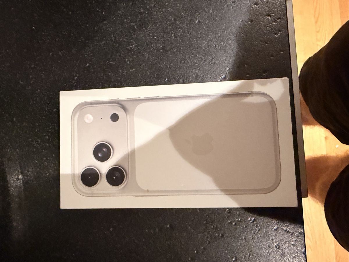 Apple Handys / Smartphones: Iphone 17 Pro 256GB – Gebraucht aus Lyss von tadomikaaa
