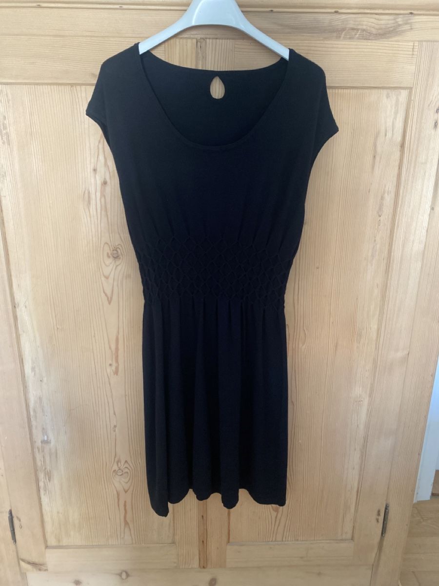 Robes: Kleid schwarz strickoptik – D'occasion à Luzern par Willimaus