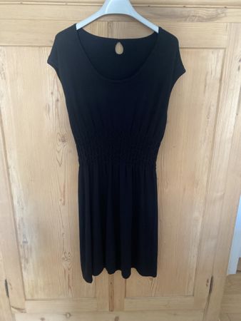 Kleid schwarz strickoptik