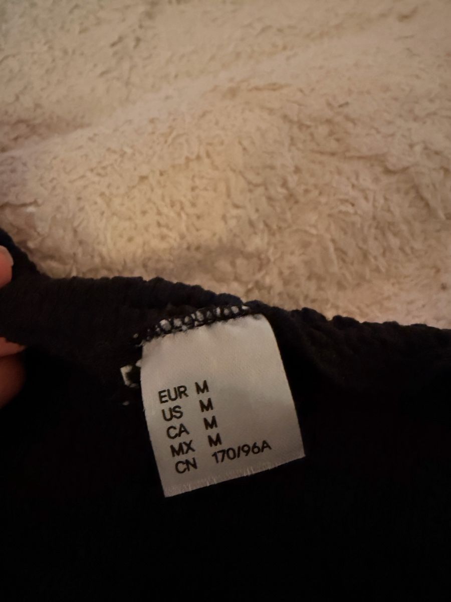 T-shirt: T-shirt – Nuovo (secondo la descrizione) da Hasle LU venduto da Julia_Vintage 2