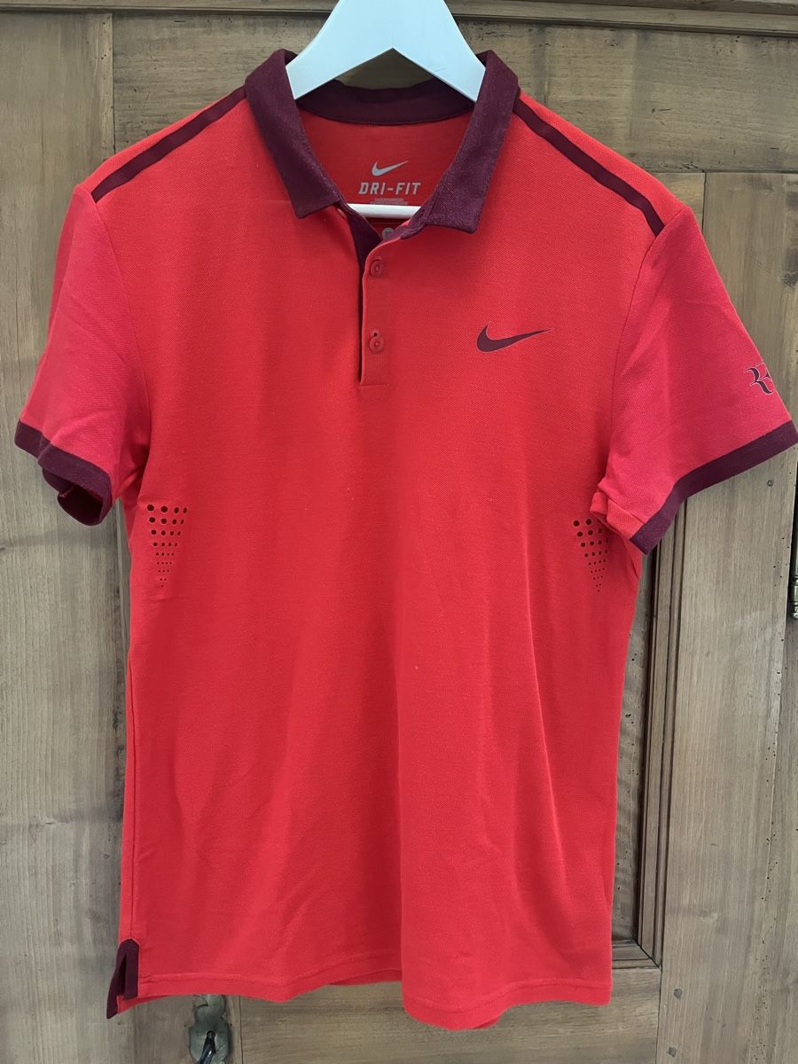Nike T-shirt: T-Shirts von Nike, Roger Federer – Usato da Bonstetten venduto da lala_123