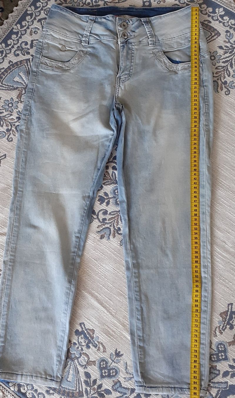 Nile Jeans: Nile Sommerjeans, S mit Defekt – Usato da Bern venduto da Solarsystem 6