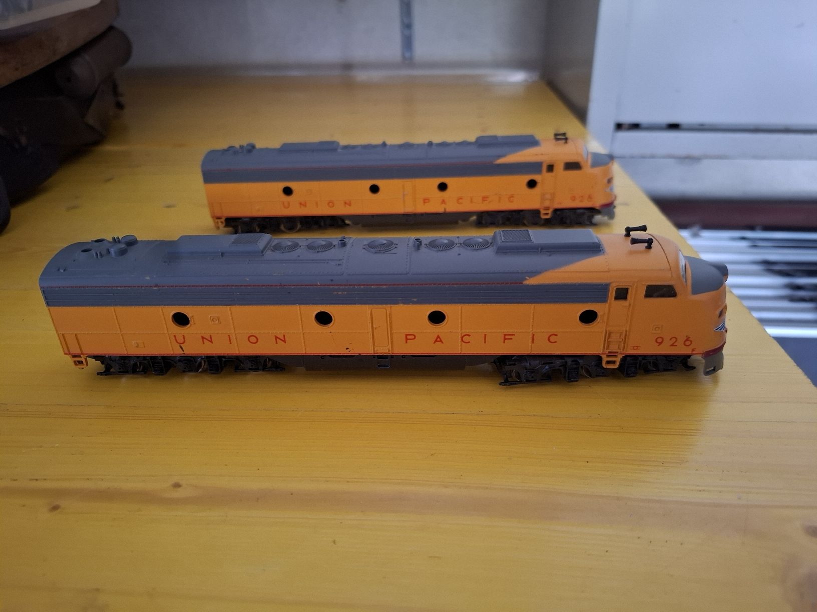 Rivarossi Modellini di ferrovie: Modelleisenbahn Loks Union Pacific 2er Set gebraucht – Usato da St.Gallen venduto da bpeter01 3