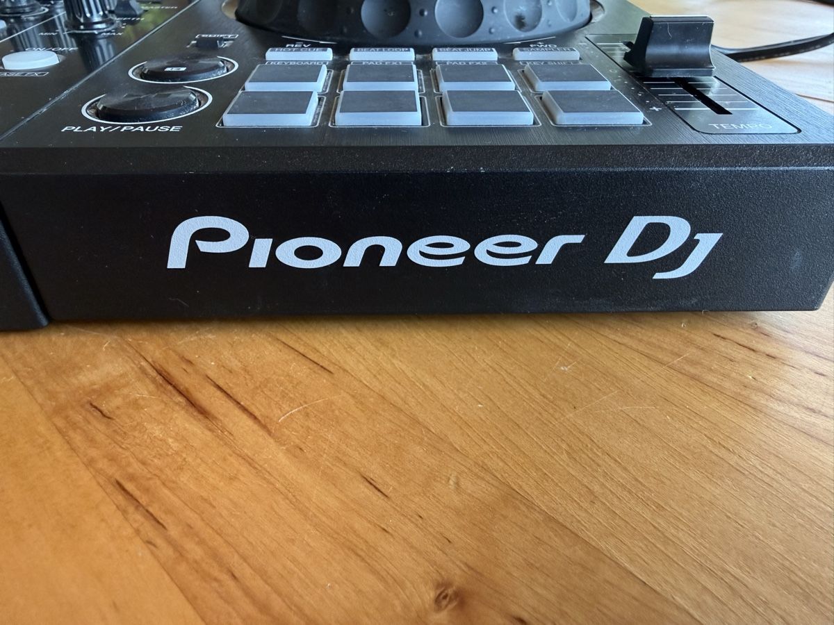 Pioneer Console di mixaggio: Pioneer DDJ-400 DJ Controller Black – Usato da Jens venduto da EverybodyLies 4