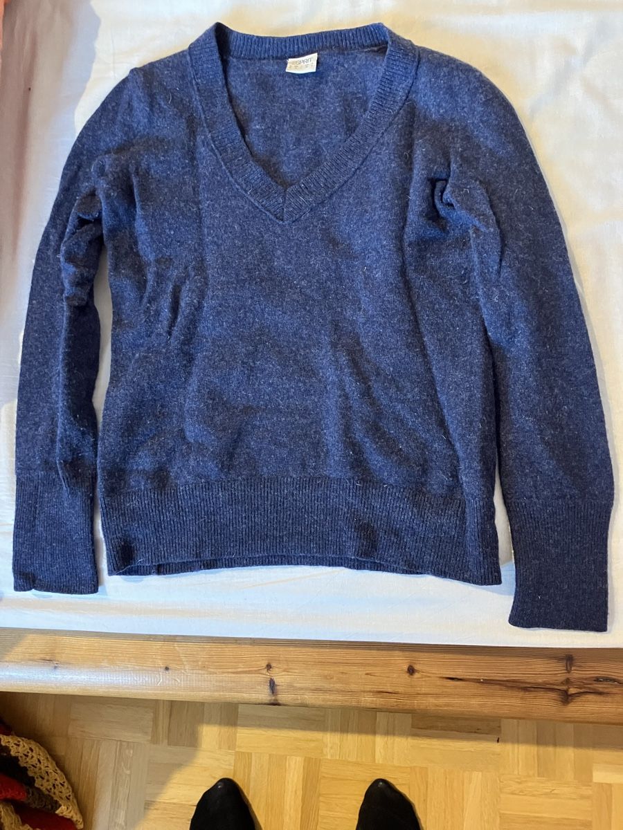 Pullover & Sweatshirts: Angenehmes Blau – Gebraucht aus Baden von sylivianne 2
