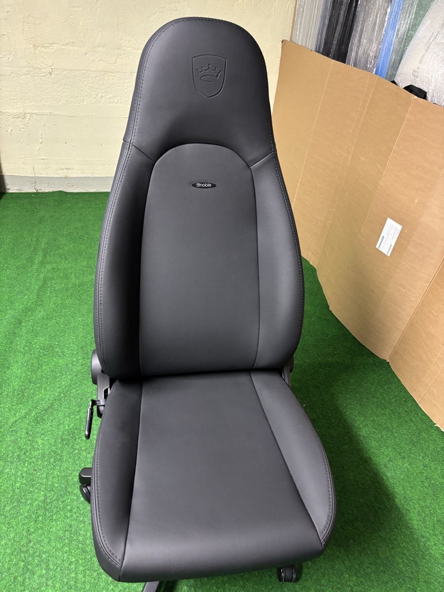 Noblechairs Sedie: Gamingstühl Noblechairs – Nuovo (secondo la descrizione) da Zug venduto da Deks 3