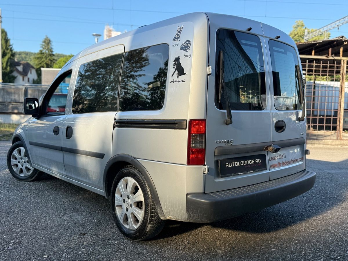 Opel Automobili: Opel Combo C16 – Usato da Wetzikon ZH venduto da HD2004 2