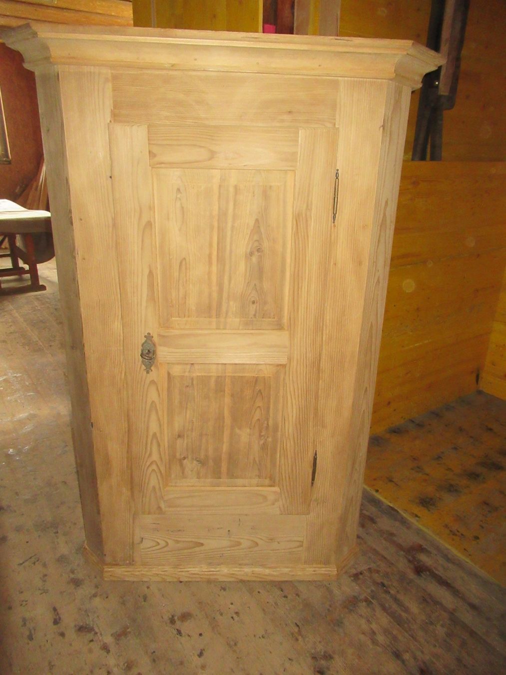 Armadi: Biedermeier Schrank (178) – Usato da Berg SG venduto da Pizza58