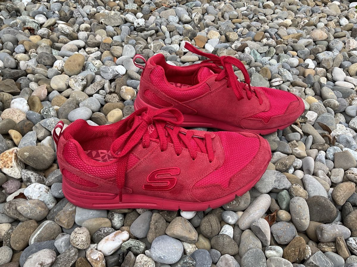 Skechers Chaussures femmes: Skechers Grösse 38 – D'occasion à Rickenbach SZ par Gambit_1