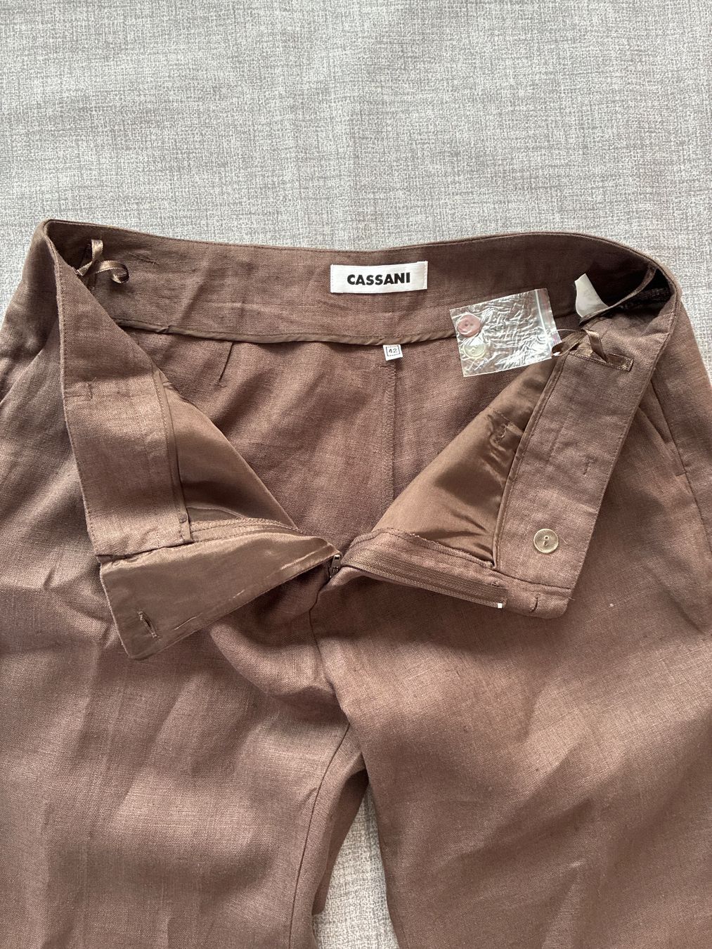 Pantaloni: Leinenhose Cassani Gr. 42 – Usato da Davos Platz venduto da nanigl 2