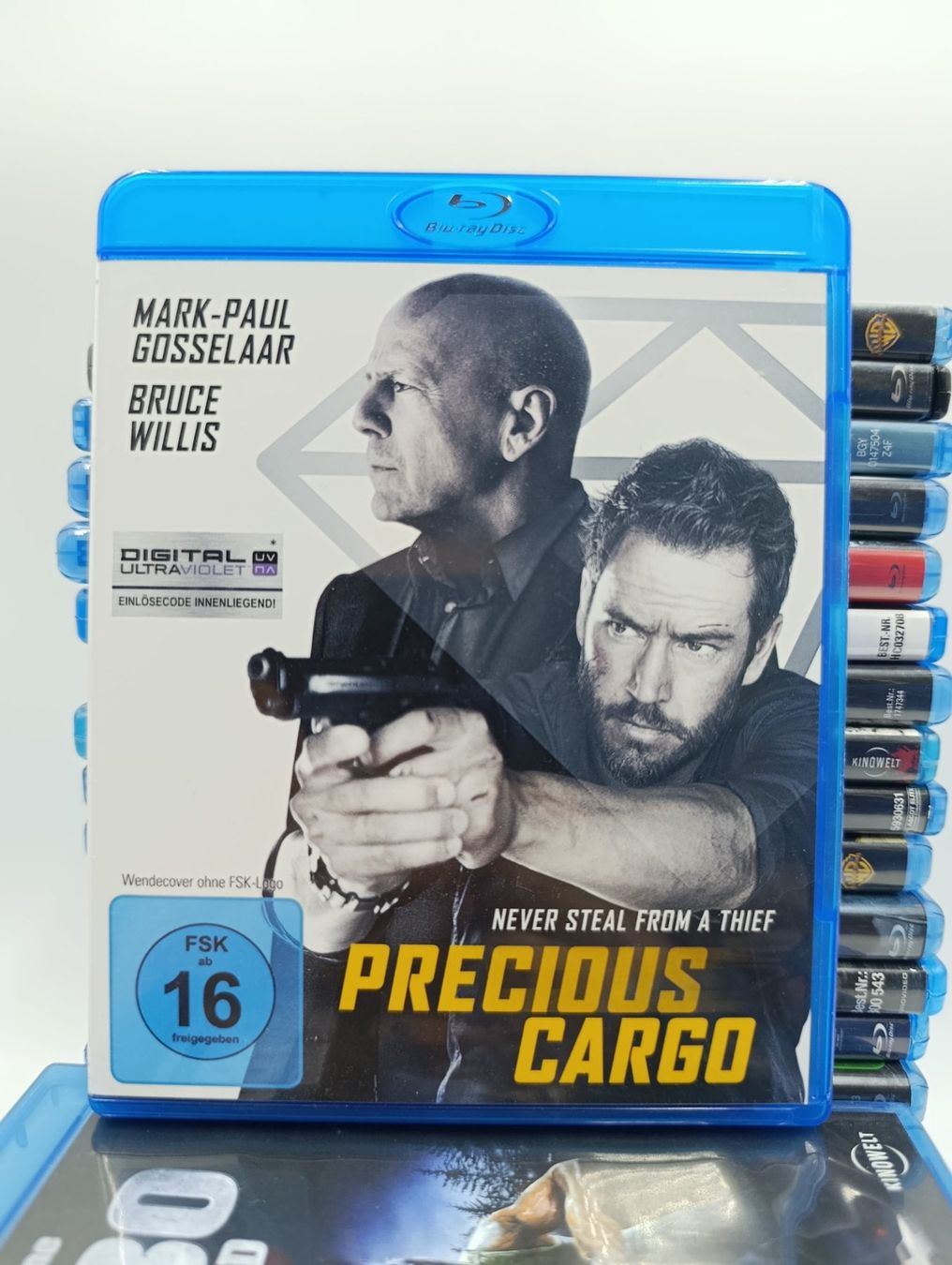Tutti i DVDs: Precious Cargo Blu-Ray Film – Usato da Wil SG venduto da Donaldus