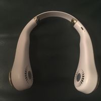 Nackenventilator mit USB-Ladung