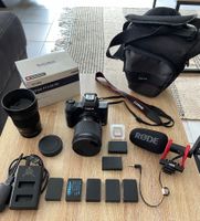 CANON EOS M50 Mark II + 2 objectifs 1.4 + 7 batteries + ? !