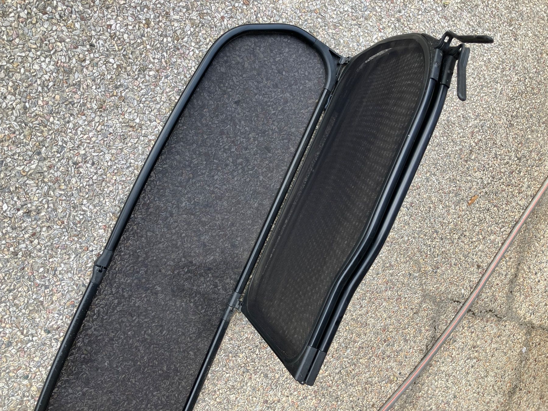 BMW Tutti pezzi di ricambio auto: Windschott originale per BMW 328i Cabrio del 1997 – Usato da Rancate venduto da FiorAngela011 2
