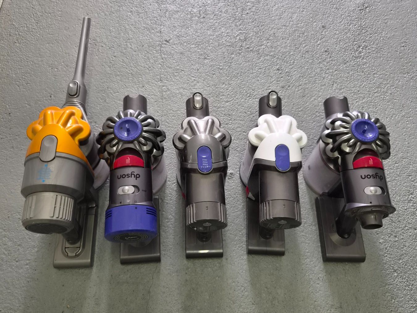 Dyson Staubsauger & Zubehör: Dyson diverse Modele – Gebraucht aus Domat Ems von tchnesa 2