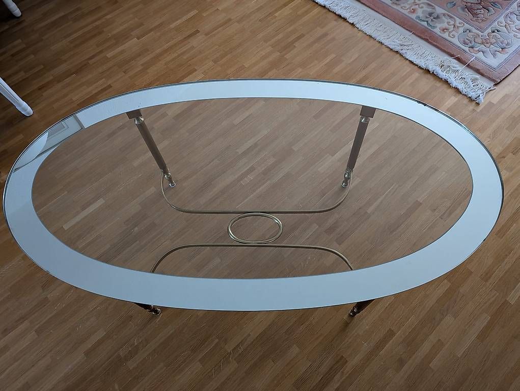 Tables: Couchtisch oval, Tavolo, Table basse – D'occasion à Bern par Smash428 2