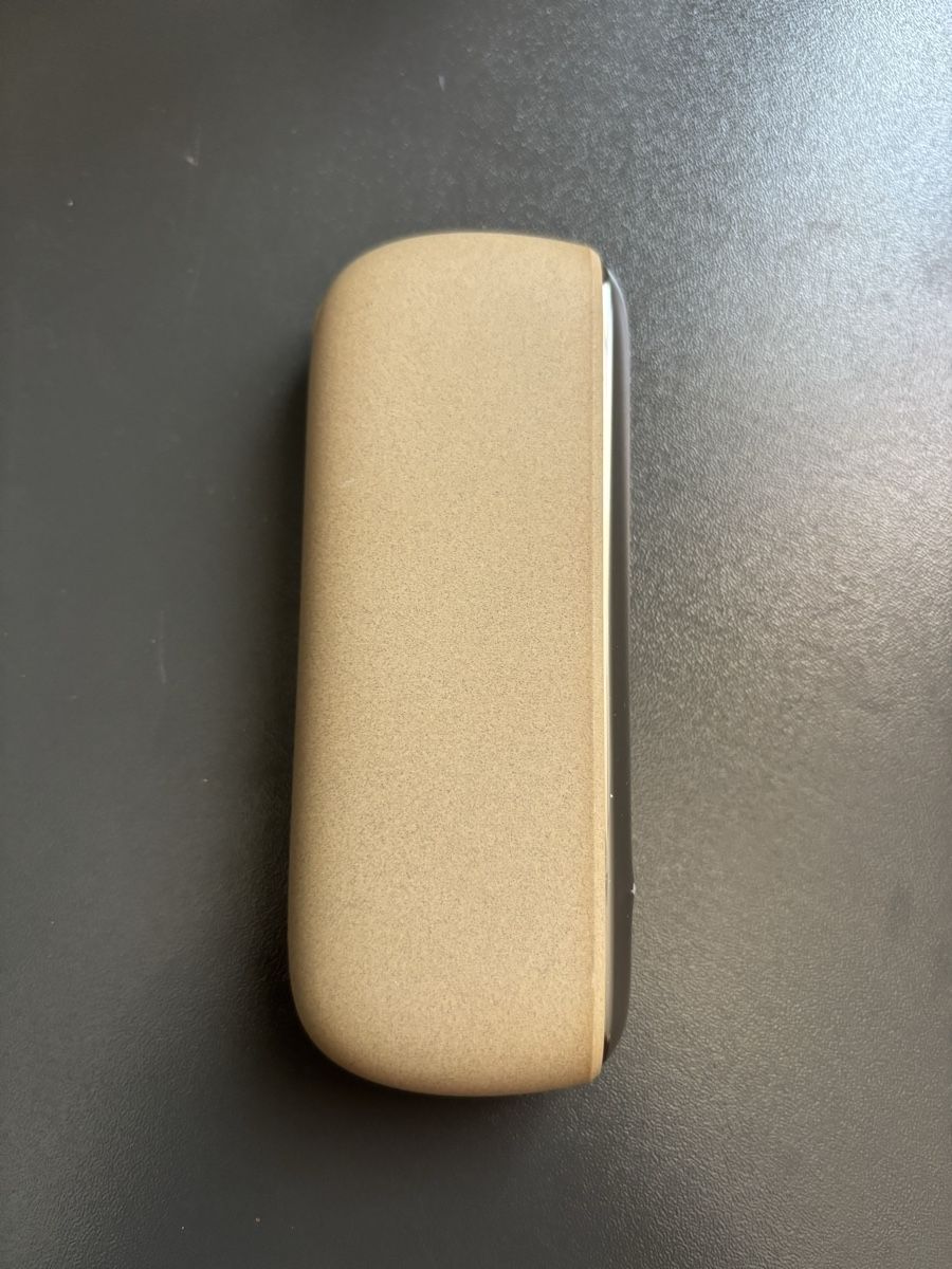 Iqos Altri Prodotti per fumatori: Iqos Iluma – Usato da Bachenbülach venduto da jes_6vnh 1