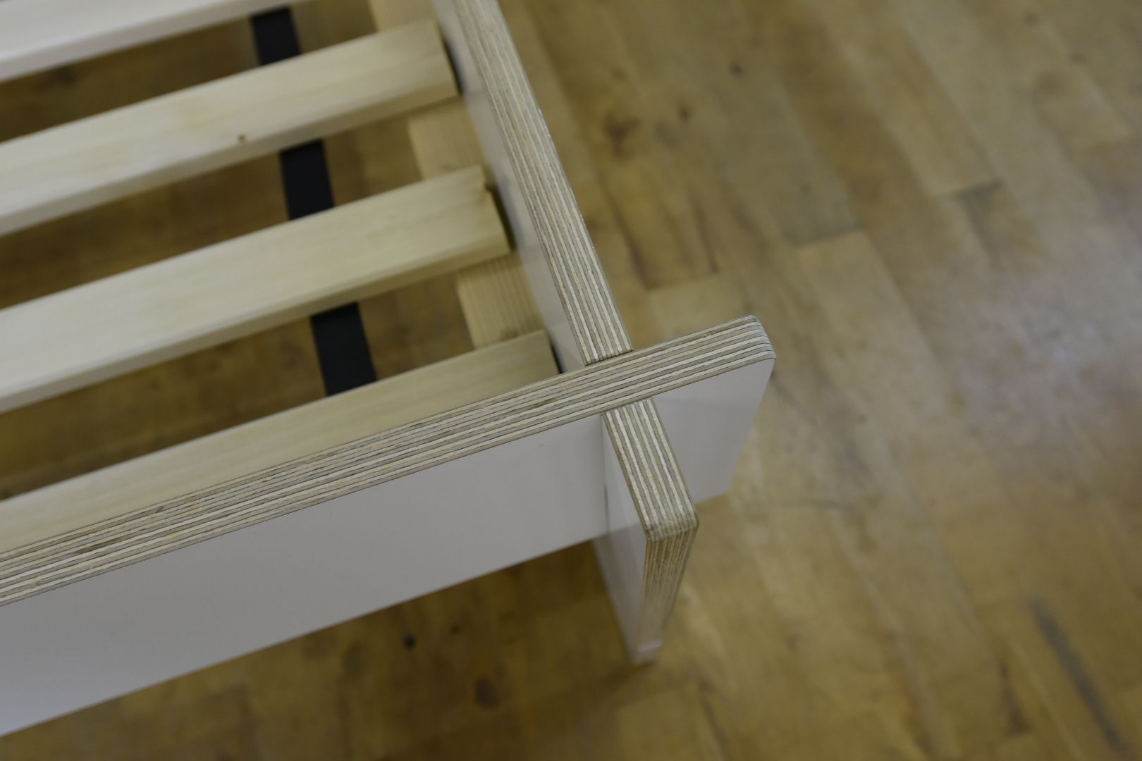 Moormann Betten: Designer Bett Siebenschläfer Nils Holger Moormann – Gebraucht aus Lichtensteig von UsedIN 5