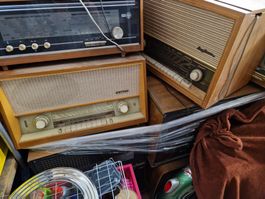 Diverse Röhrenradios aus Sammlung