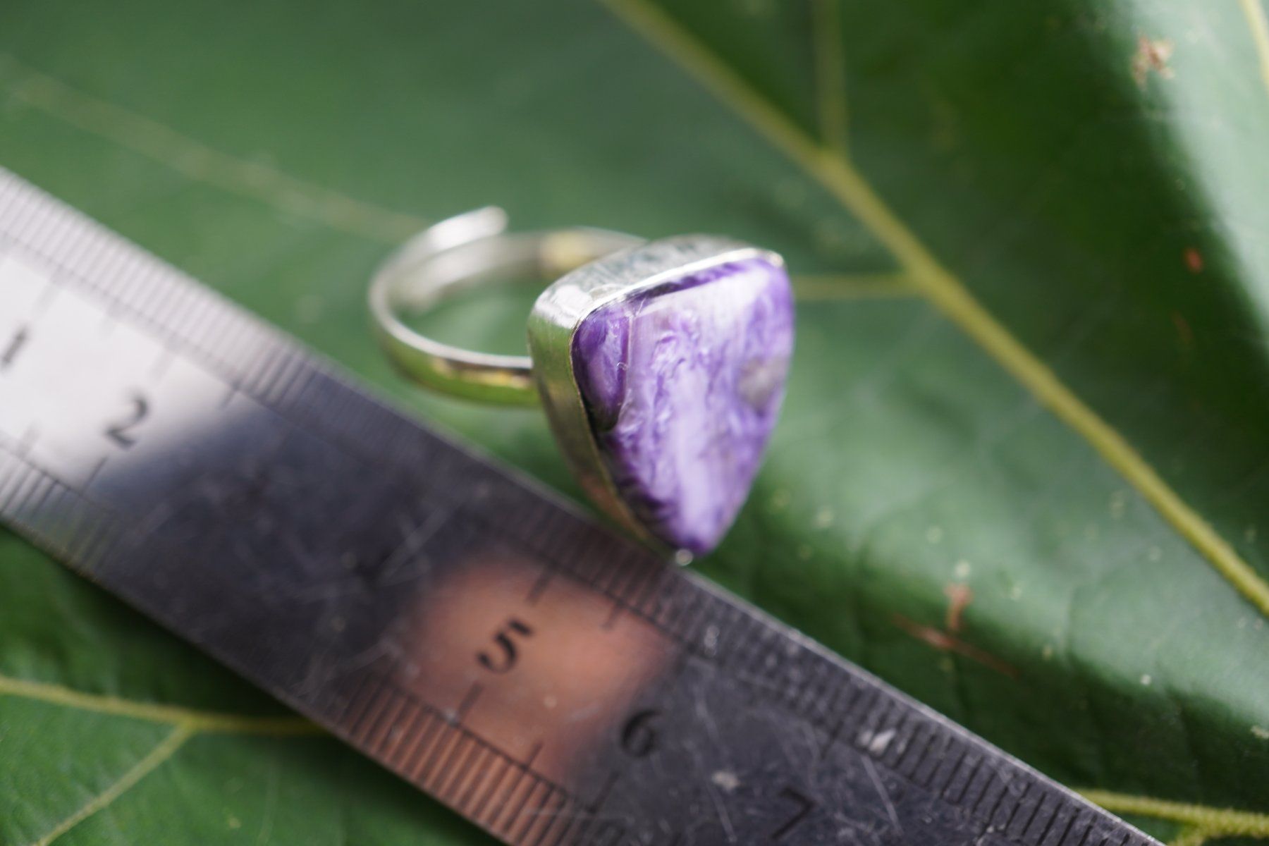 Mineralien & Heilsteine: Charoit    ring Grösse  Variabel     (Räumung!) – Neu und originalverpackt aus Eschenbach SG von topstone 6