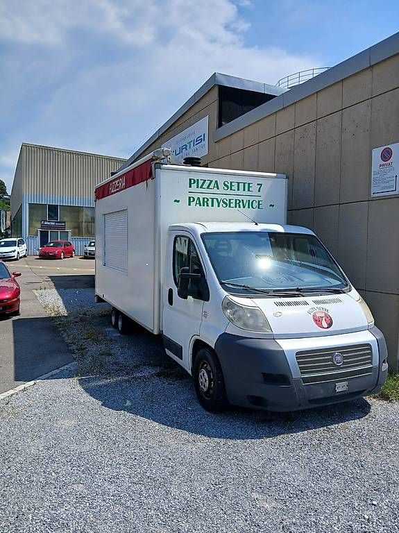 Pizzaofen: Pizzawagen mit Holzofen – Gebraucht aus Rüti ZH von sette01 1
