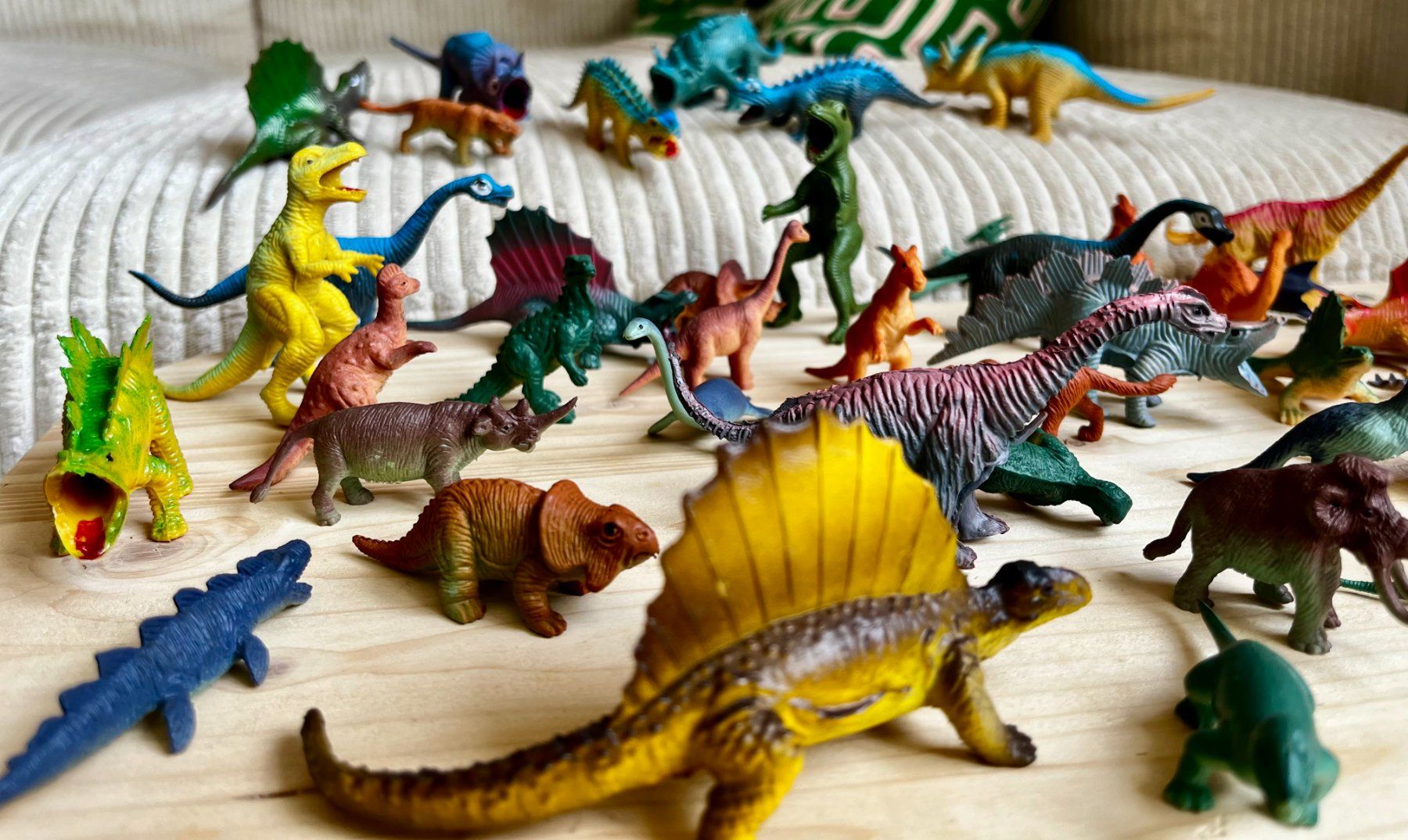 Figuren: Dinosaurier Figuren Sammlung – Gebraucht aus Zürich von Allrounders 4
