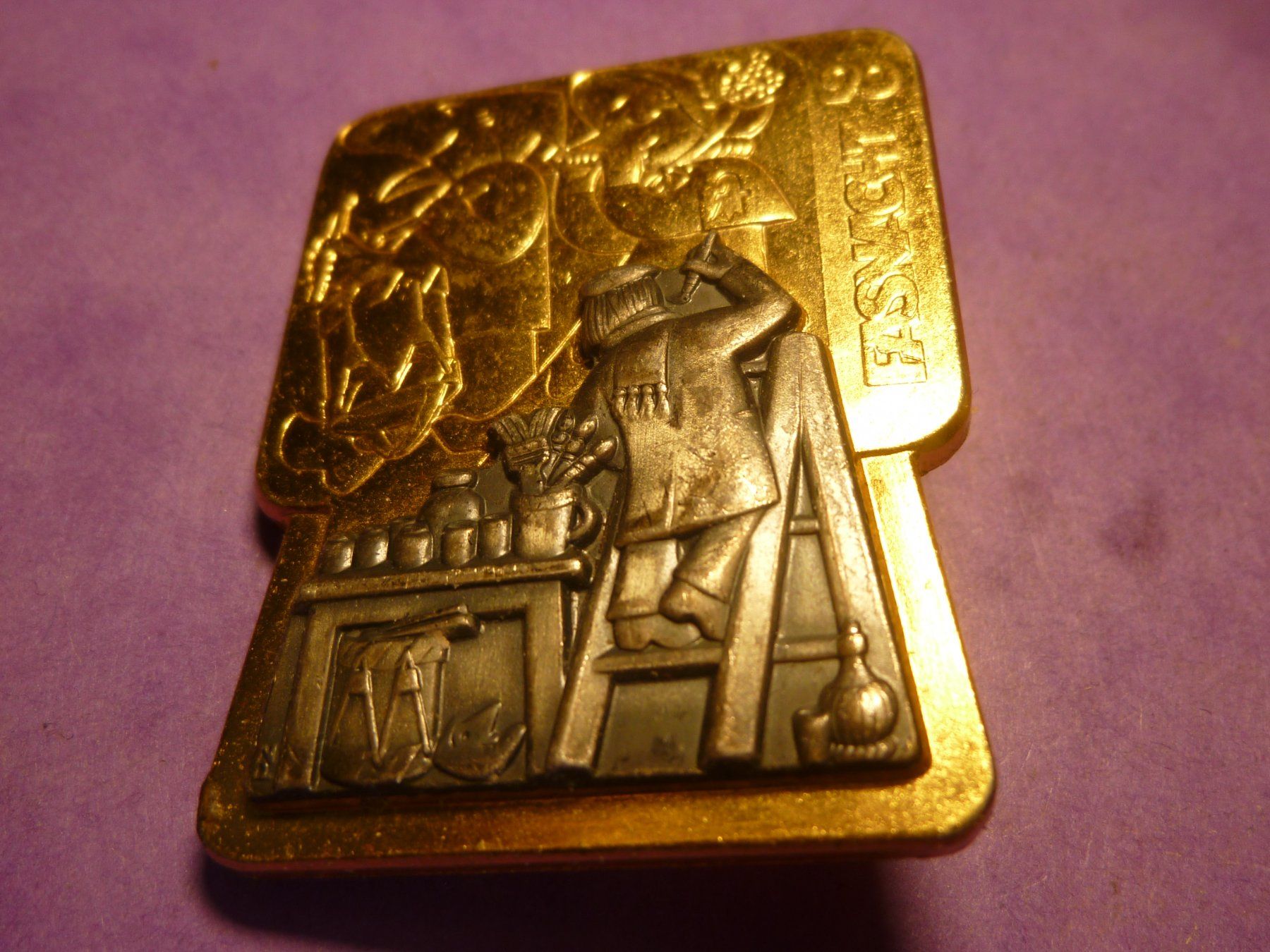Placchette & Badge: BASEL 1990 GOLD – Usato da Ried (Muotathal) venduto da Mandarin02