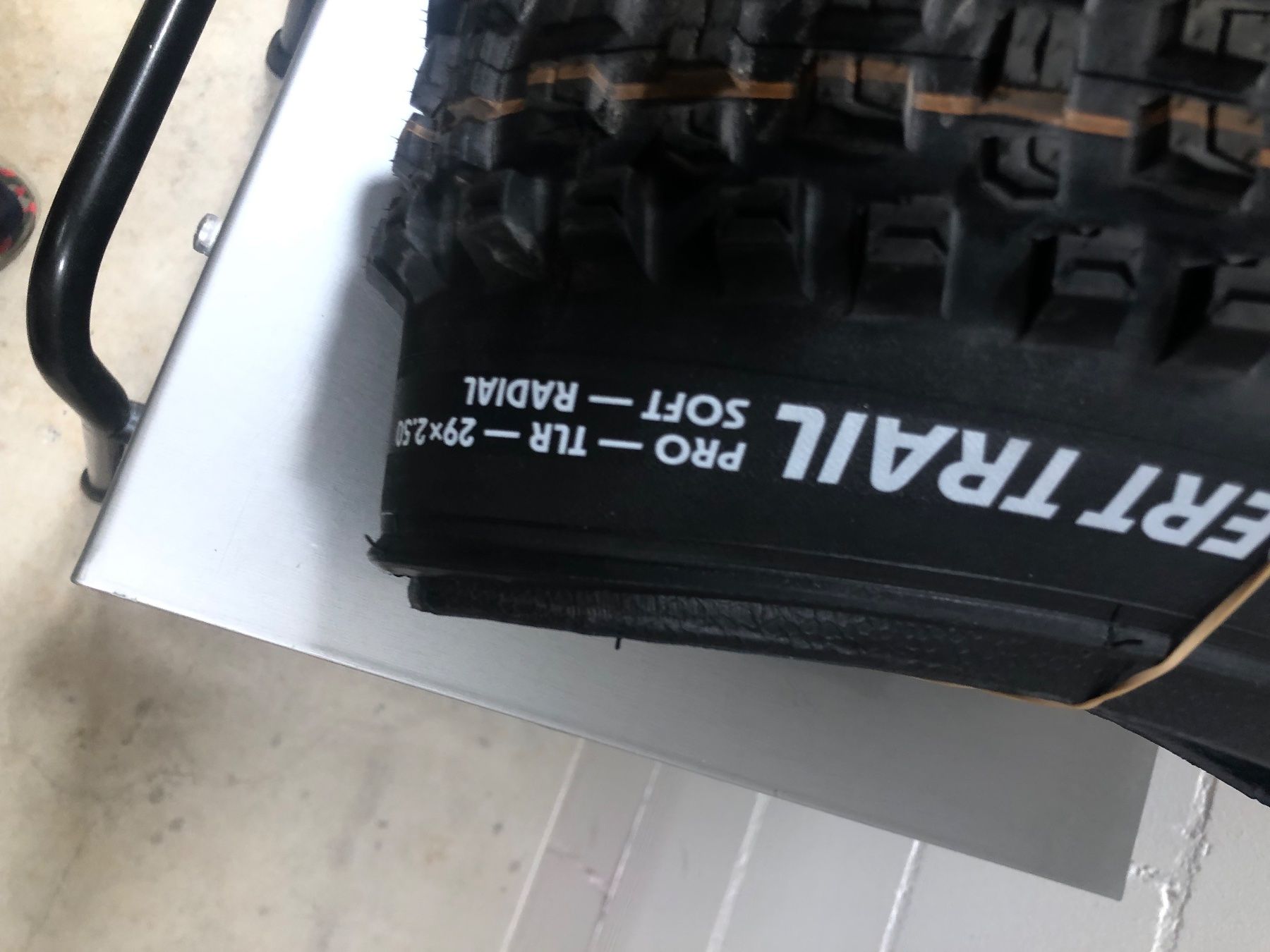 Pièces détachées: Schwalbe MTB 29x2,5 Radial – Neuf (Voir description) à Winterthur par janser02 4