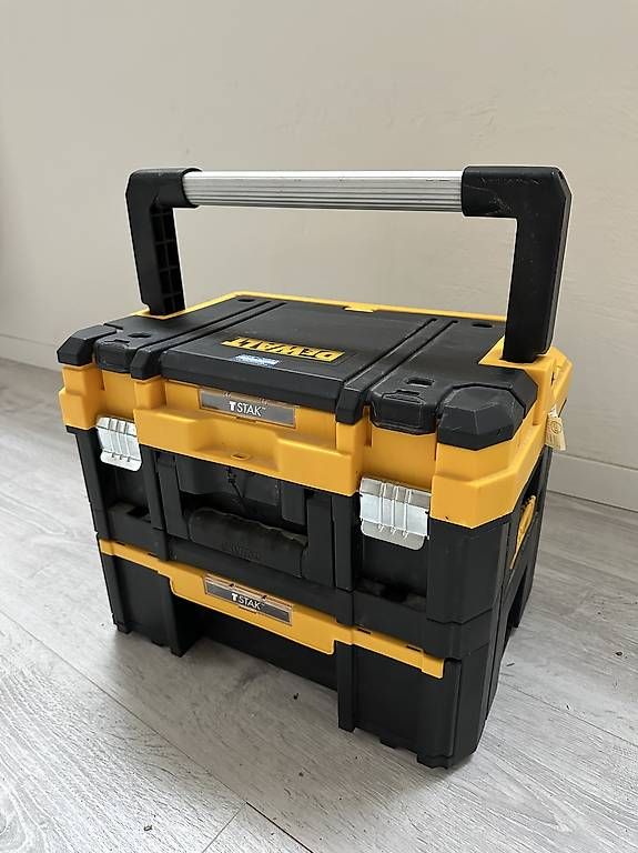 Alle Maschinen: Dewalt DW615 Oberfräse – Gebraucht aus Bern von lie_g2d7 4